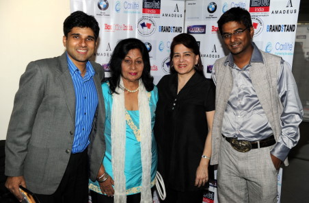 Anil (Left) with India's First OSCAR winner Bhanu Athaiya at MANHATTAN SHORT Mumbai